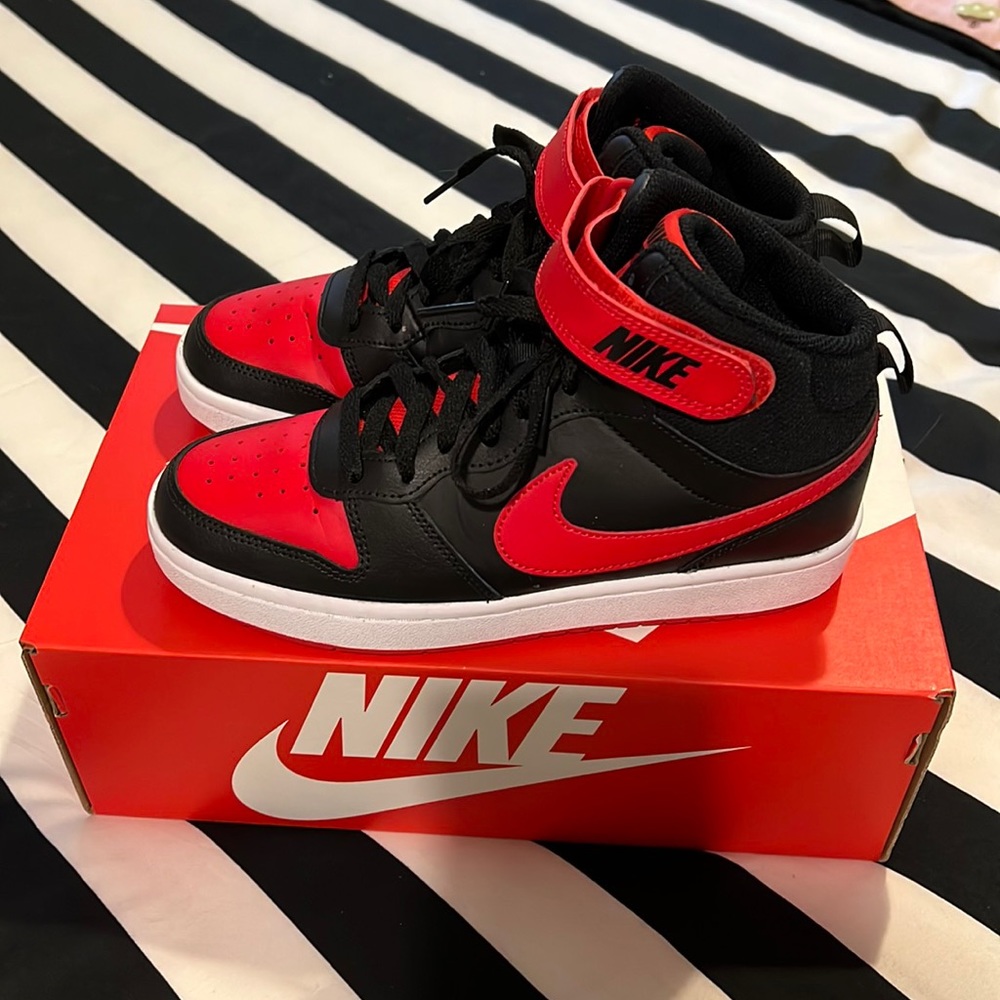 Nike Court Borough Mid 2 Red/Black Hightops